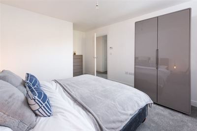 Photo of apartment bedroom at Ebbsfleet